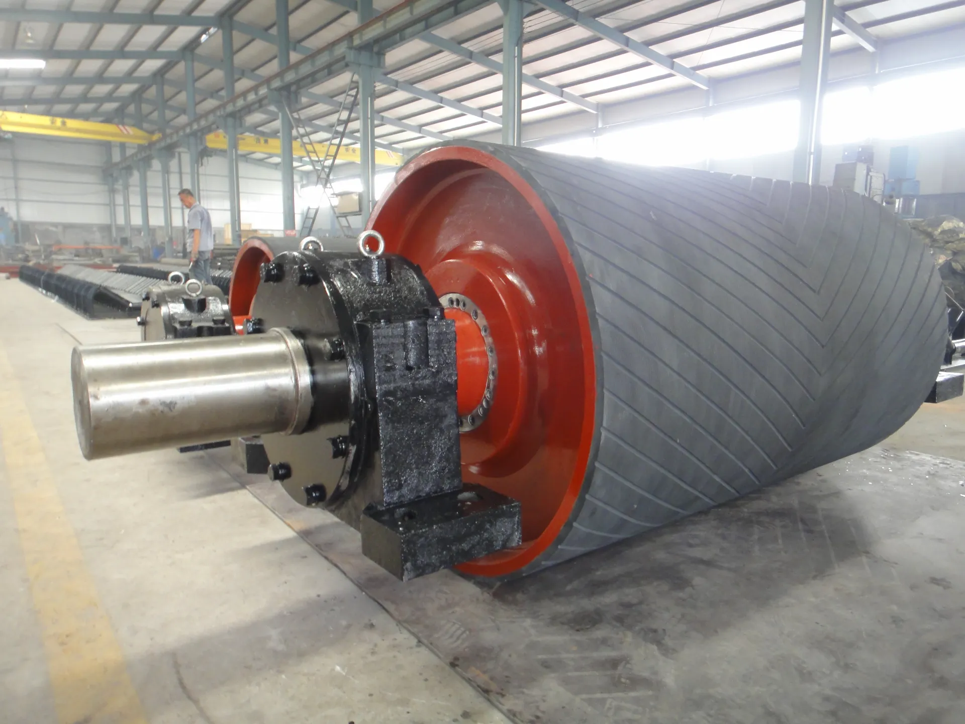 conveyor side bracket