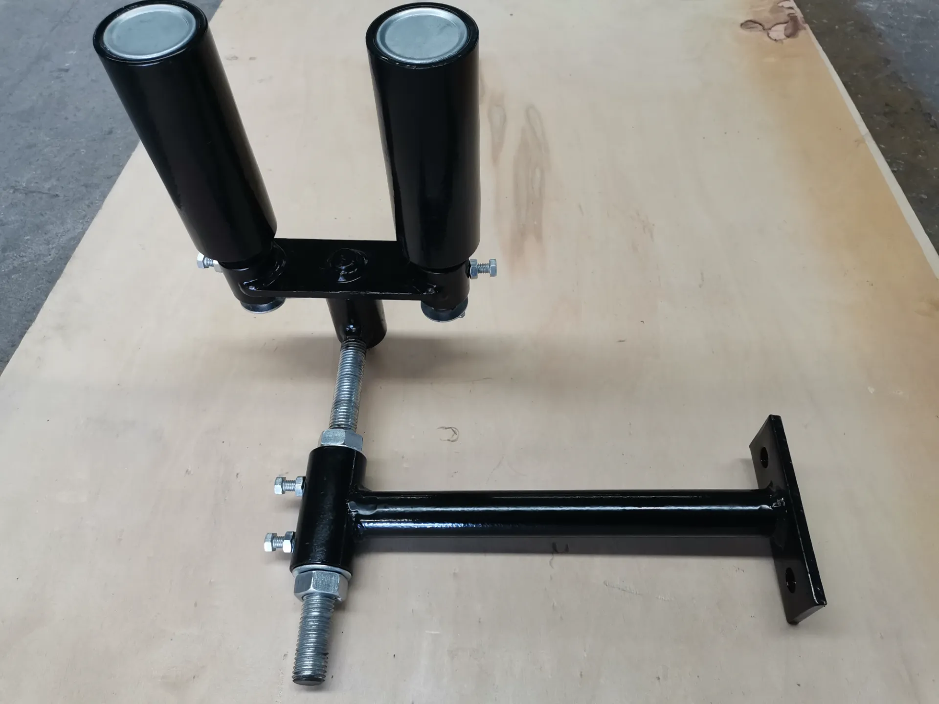 conveyor guide roller