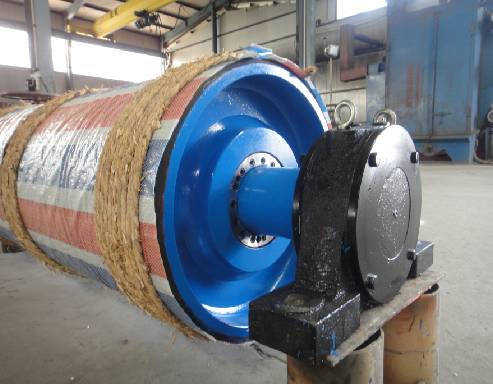 self aligning roller for belt conveyor